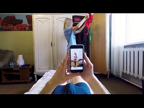 ❤️ Polusestra je natjerala svog brata da svrši neposredno prije nego što je mama došla kući ️ Jebeni video  kod nas ❌️❤