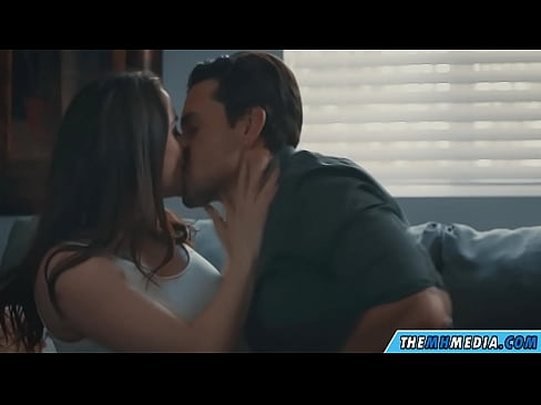 ❤️ Romantičan seks s dobrom prsom mamom ️ Jebeni video kod nas ❌️❤